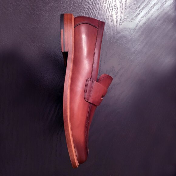 These Loafers Might Just Get You Promoted (Or at Least Complimented) - Picture 3 of 6
